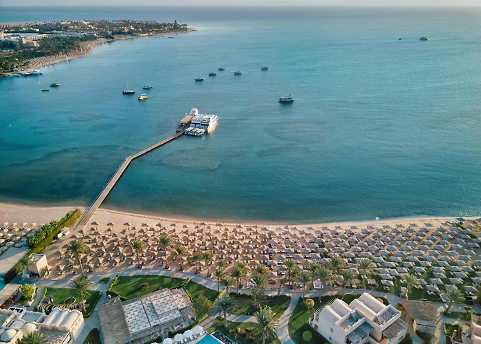 منتجع Jaz Makadi Star & - Adults Only 5*